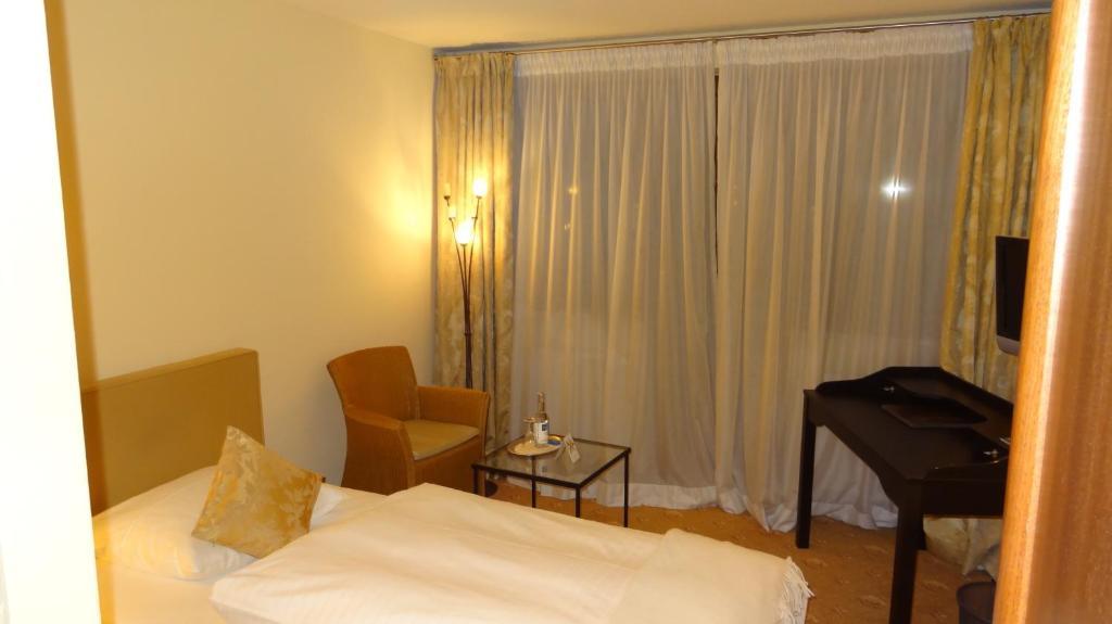Landhaus Wolf - Wir Freuen Uns Schwaebisch Hall Room photo