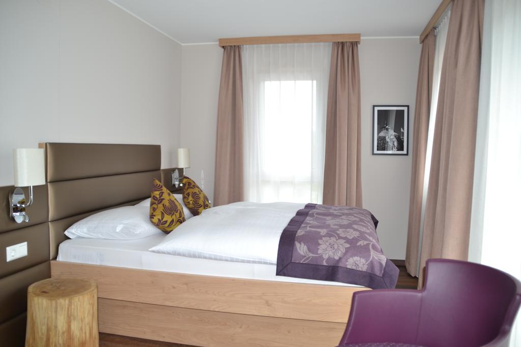 Landhaus Wolf - Wir Freuen Uns Schwaebisch Hall Room photo